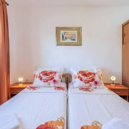 Apartamento Enjoy In At Peaceful 2br